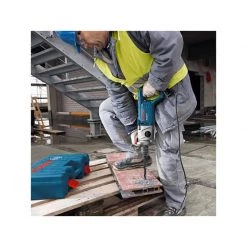 Perceuse Percussion Filaire BOSCH Perceuse Percussion 1500W GSB162-2RE - 060118B000 -Perceuse Visseuse Soldes bosch perceuse percussion 1500w gsb162 2re 060118b000 2