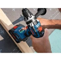 Perceuse Visseuse Percu Sans Fil BOSCH Perceuse Visseuse Percu 18V 8Ah GSB18V-150C - 06019J5105 -Perceuse Visseuse Soldes bosch perceuse visseuse percu 18v 8ah gsb18v 150c 06019j5105 5