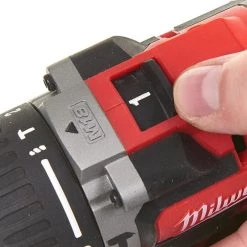 Perceuse Visseuse Sans Fil MILWAUKEE Perceuse Visseuse Percu 18V Solo M18 CBLPD-0X - 4933464557 -Perceuse Visseuse Soldes milwaukee perceuse visseuse percu 18v solo m18 cblpd 0x 4933464557 2